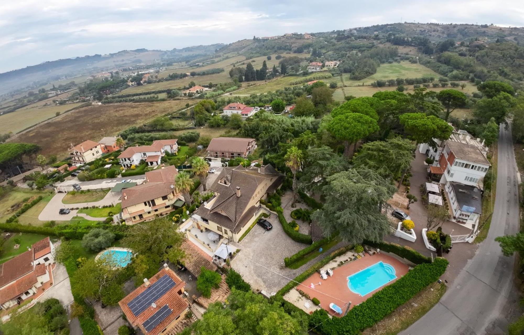 La Dolce Sosta Bed & Breakfast Campagnano Di Roma Bagian luar foto